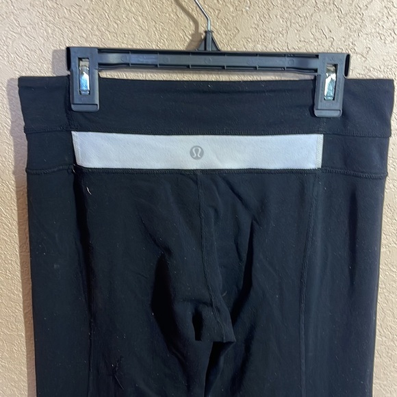 Lululemon groove pant size 4 - Picture 4 of 5